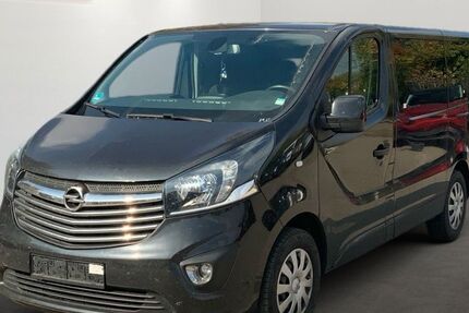 Opel Vivaro 131.833 km 15.999 € Brehna 06796