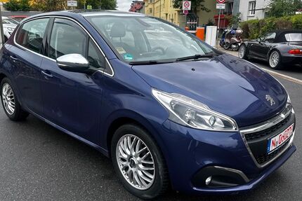 Peugeot 208 78.000 km 9.200 &euro; Nürnberg 90431