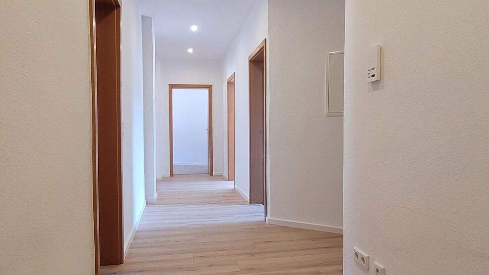 Sanierte und helle 3RW zum Erstbezug 3 zimmer