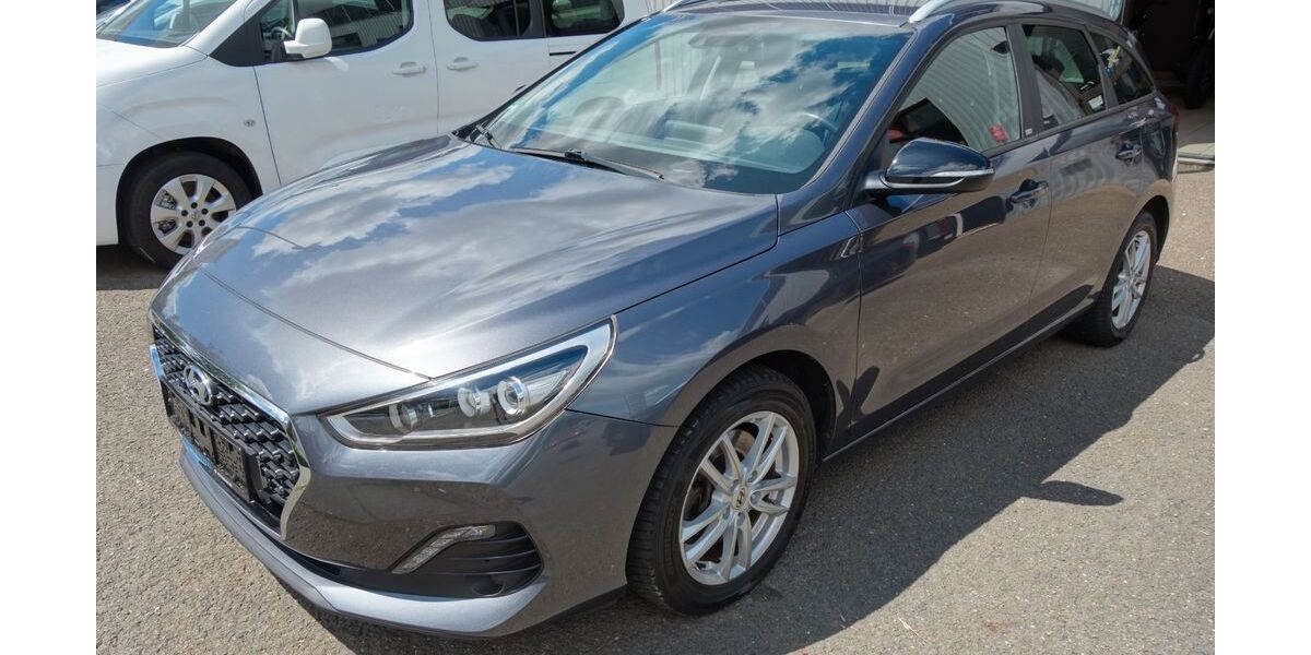 Hyundai i30 93.000 km 13.860 &euro; Plauen 08525
