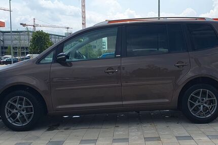 VW Touran 162.000 km 8.200 € Kirchheim in Schwaben 87757