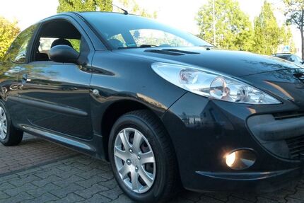 Peugeot 206 167.153 km 1.900 &euro; Oberhausen 46047