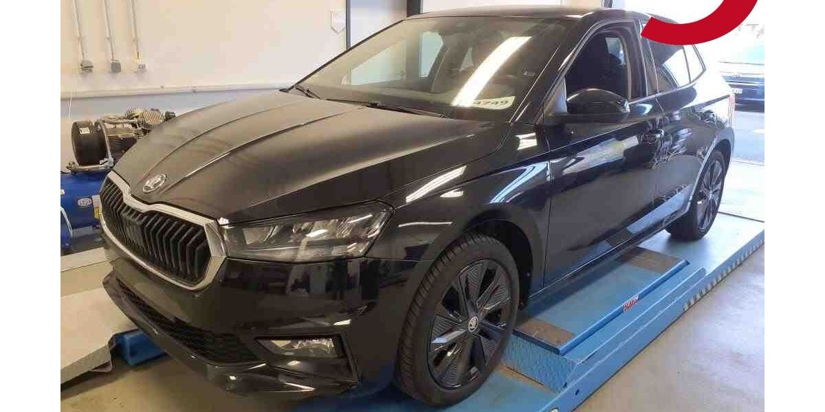 Skoda Fabia 29.100 km 17.140 &euro; Wackersdorf 92442