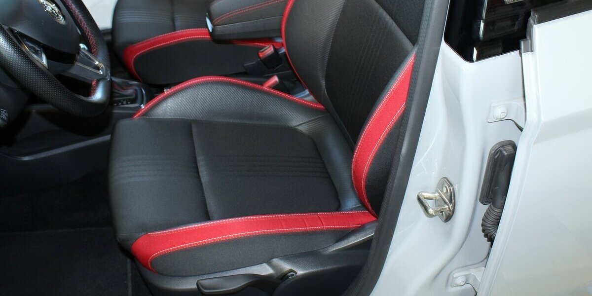 Skoda Fabia Monte Carlo 48.273 km 15.900 &euro; Wülfershausen 97535
