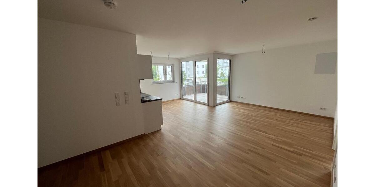 Etagenwohnung Kolbermoor - 4 Zimmer, 96 m&sup2;, 1.808&euro; | Angebot:25118501