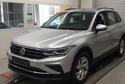 VW Tiguan 51.204 km 27.250 &euro; Erfurt 99098