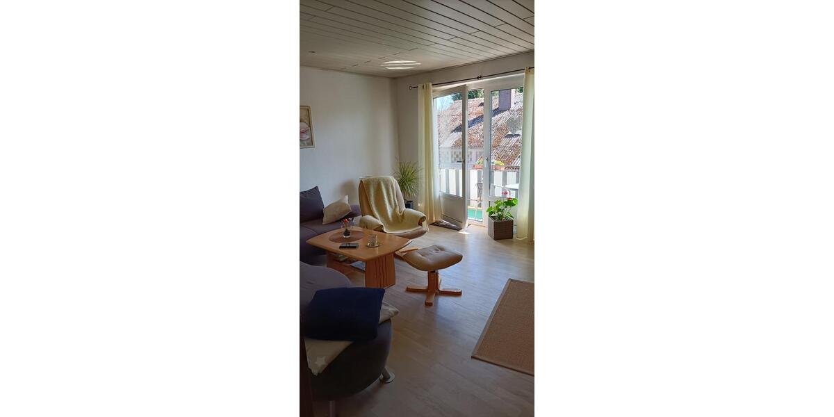 Etagenwohnung Extertal - 3 Zimmer, 61 m&sup2;, 400&euro; | Angebot:26296342
