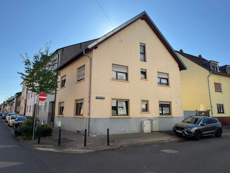 Mehrfamilienhaus, Wohnhaus Mannheim / Neckarau Neckarau - 9 Zimmer, 200 m&sup2;, 530.000&euro; | Angebot:24594249