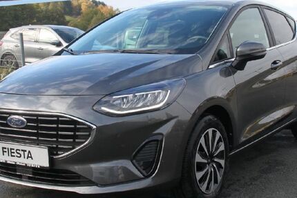 Ford Fiesta 23.100 km 19.590 &euro; Mittenaar 35756