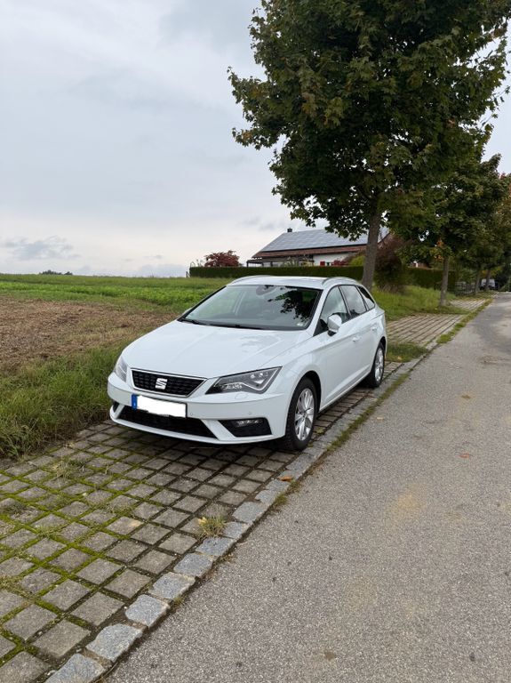 Seat Leon 93.123 km 13.200 € Mallersdorf-Pfaffenberg 84066