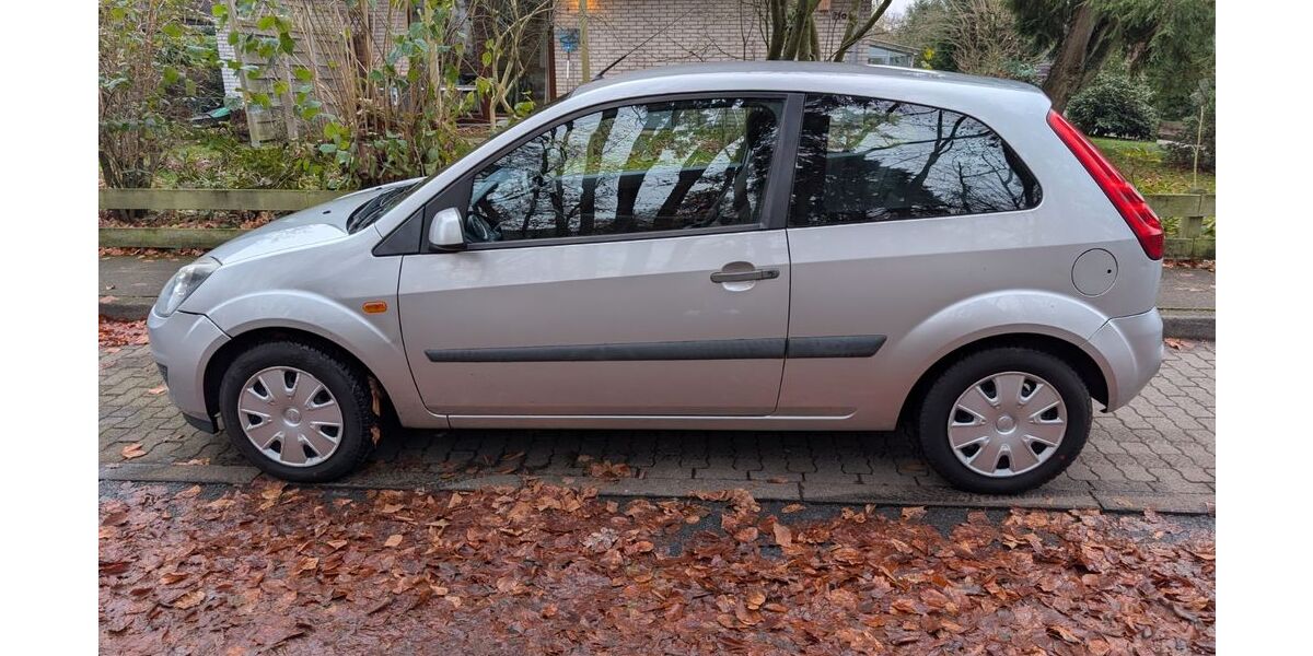 Ford Fiesta 201.000 km 1.300 &euro; Barsbüttel 22885