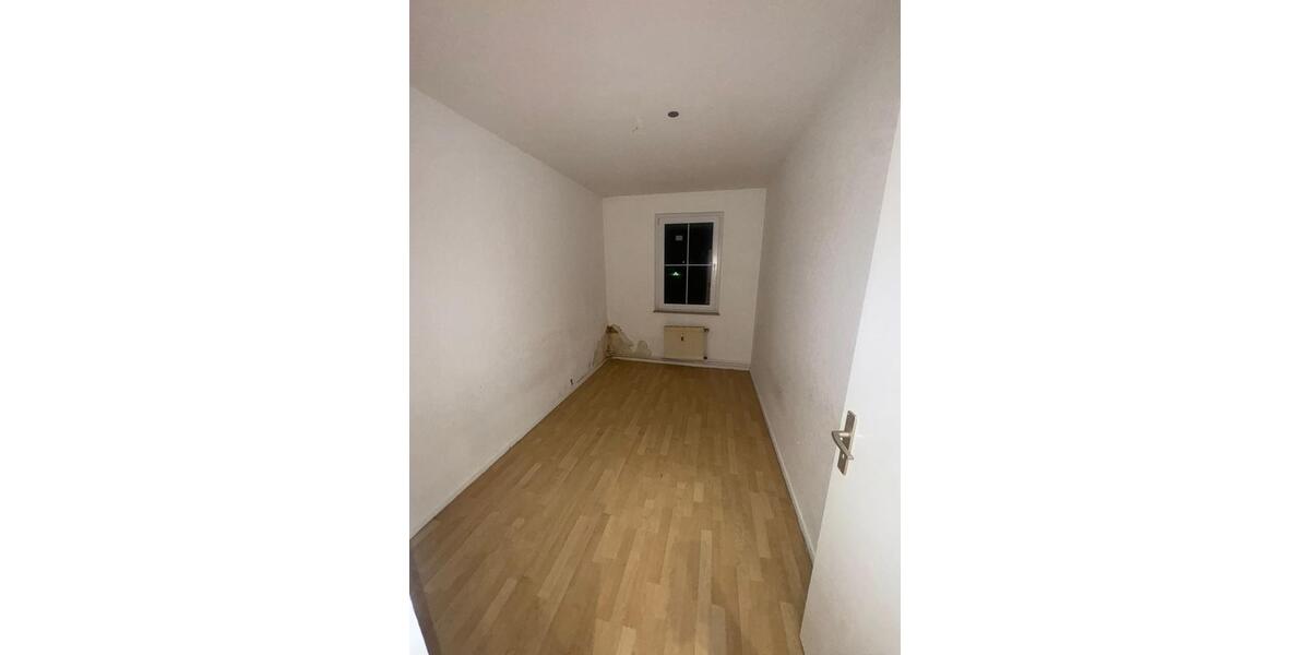 Etagenwohnung Krefeld Benrad - 4 Zimmer, 85 m&sup2;, 1.000&euro; | Angebot:26664014