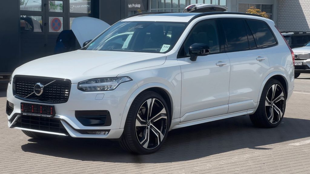 Volvo XC90 37.050 km 60.490 &euro; Jüterbog 14913