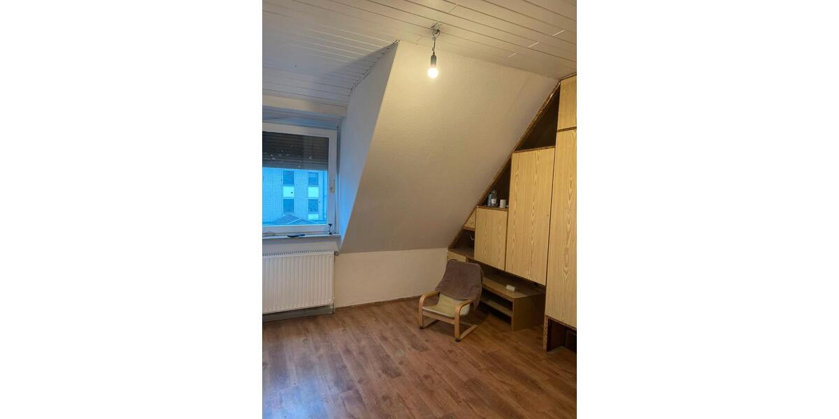 Dachgeschoßwohnung Bremen Neustadt - 2.5 Zimmer, 51 m&sup2;, 110.000&euro; | Angebot:26603161