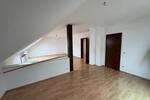 Dachgeschoßwohnung Rosbach vor der Höhe - 4.5 Zimmer, 105 m&sup2;, 1.050&euro; | Angebot:25310192
