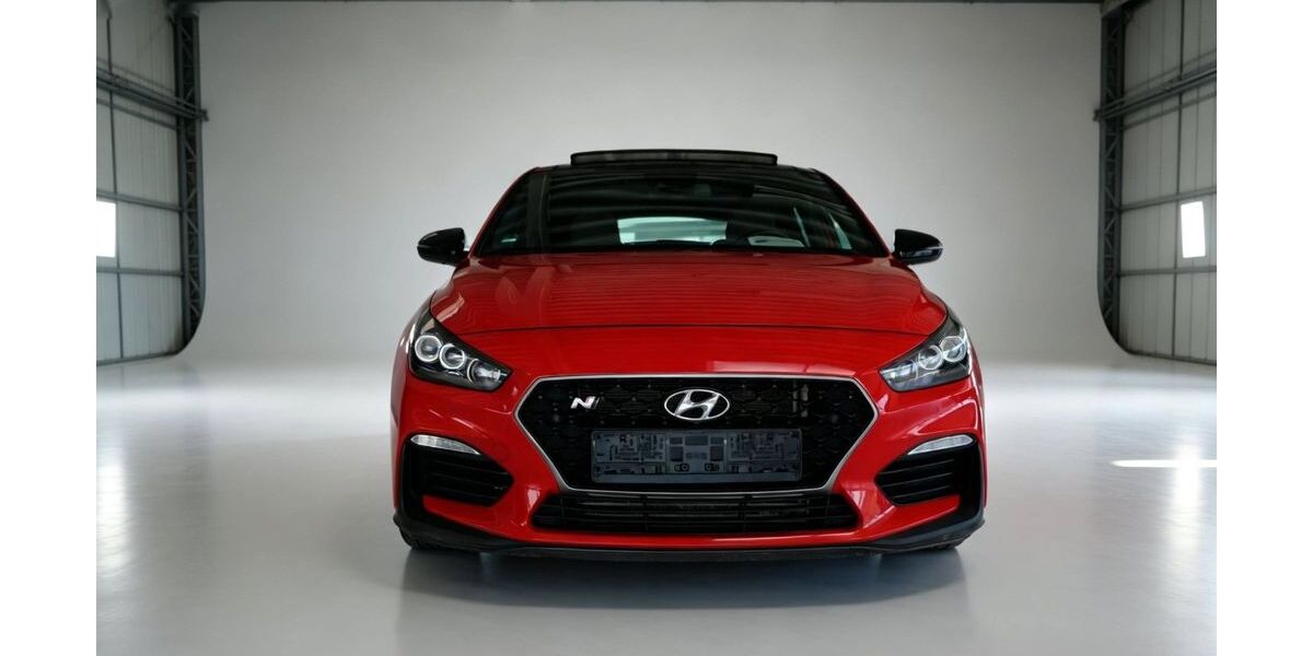 Hyundai i30 81.699 km 21.799 &euro; Paderborn 33100