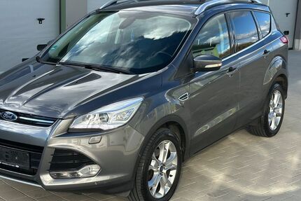 Ford Kuga 192.000 km 7.999 € Riedlingen 88499