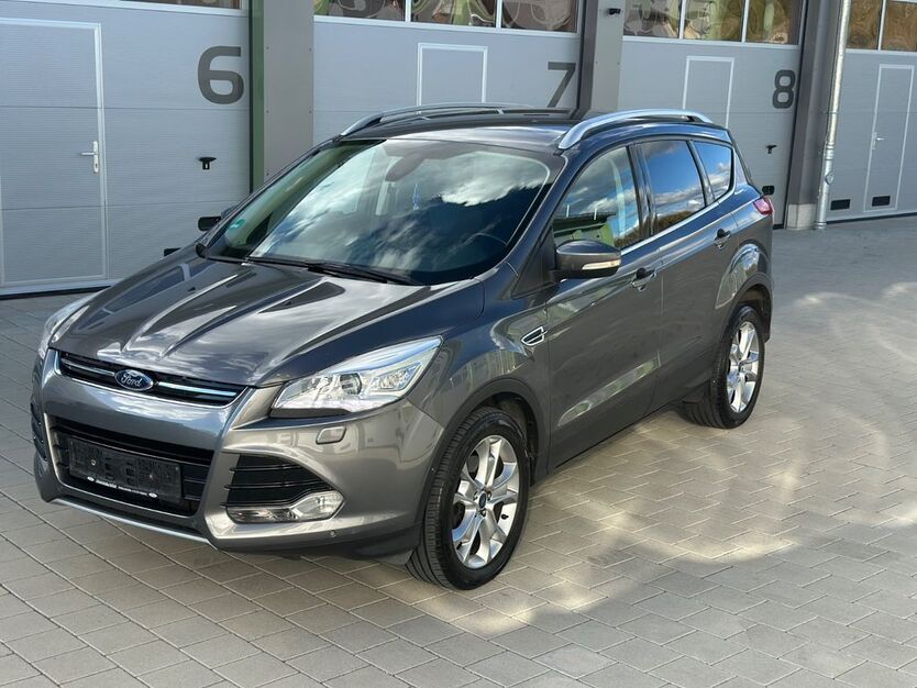 Ford Kuga 192.000 km 8.499 € Riedlingen 88499