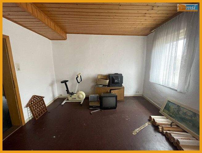 Einfamilienhaus Alsfeld / Eifa Eifa - 8 Zimmer, 180 m&sup2;, 82.900&euro; | Angebot:25800249