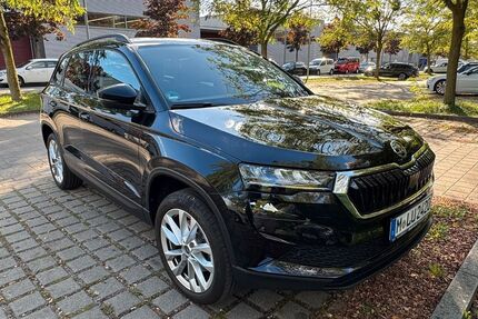 Skoda Karoq 15.800 km 24.750 &euro; München 81543