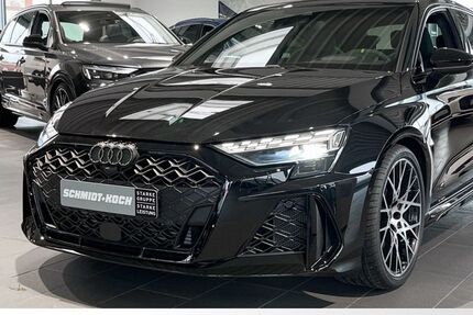 Audi RS3 2.511 km 64.995 &euro; Wilhelmshaven 26389