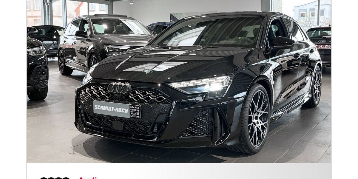 Audi RS3 2.511 km 64.995 &euro; Wilhelmshaven 26389