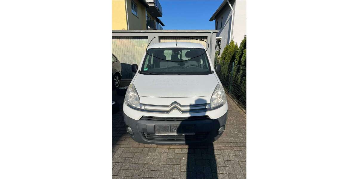 Citroen Berlingo 301.000 km 1.800 &euro; Giessen 35396