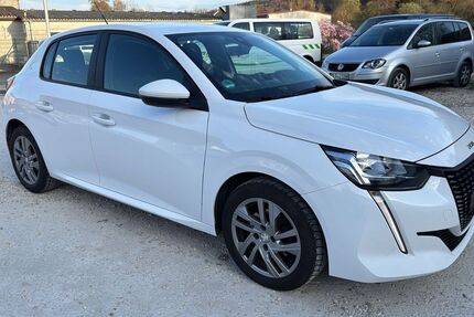 Peugeot 208 116.000 km 8.700 &euro; Königsbronn 89551