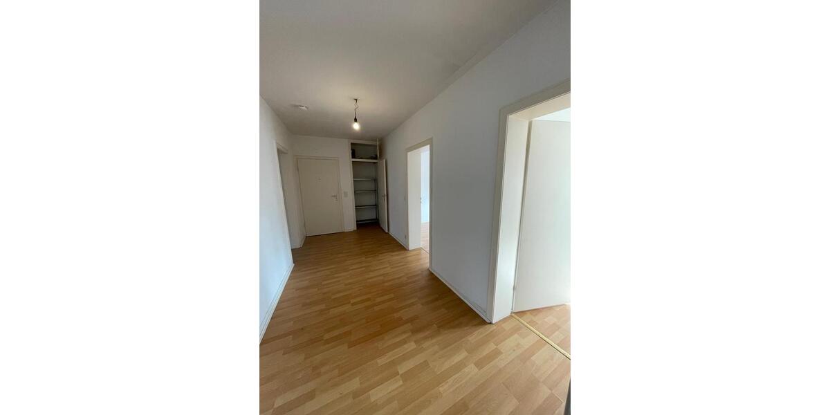 Etagenwohnung Schwalmtal - 3 Zimmer, 73 m&sup2;, 660&euro; | Angebot:24935033
