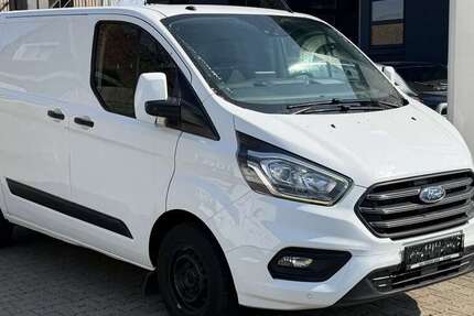 Ford Transit Custom 176.244 km 9.950 &euro; Krefeld 47805