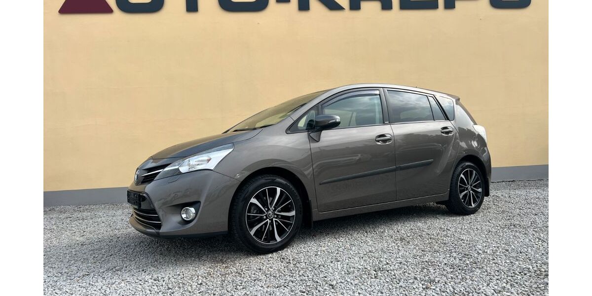 Toyota Verso 75.800 km 14.950 &euro; Dresden 01109