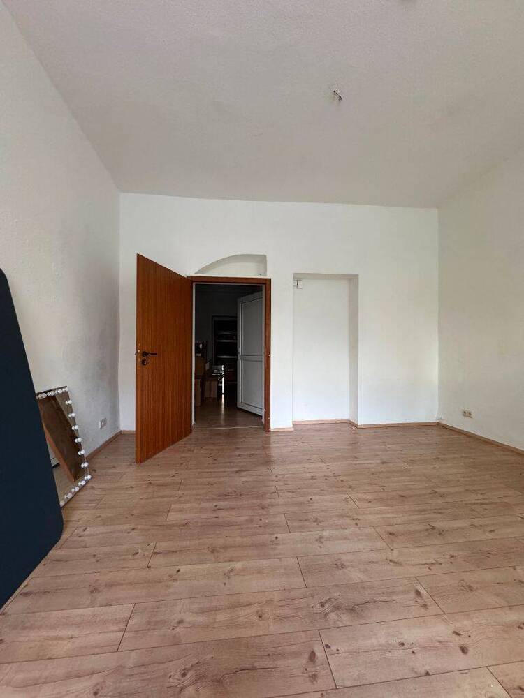 Großer Raum im Herzen von Prenzlauer Berg - All-in-Miete