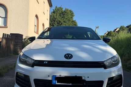 VW Scirocco 135.879 km 13.500 € Keltern 75210