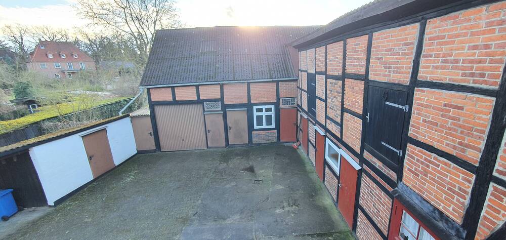 Stadtnahes Wohnen auf großem Grundstück - Viel Platz für Ihre Ideen - Einfamilienhaus Dannenberg | Angebot:26019453