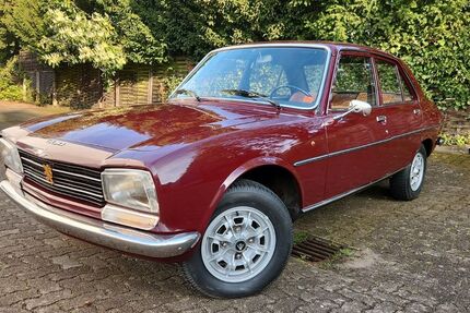 Peugeot 504 40.000 km 10.999 &euro; HENSTEDT ULZBURG 24558