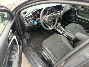 Kia CEED_5 1.0T 48V DCT 100 NIGHTLINE STD 6.000 km 22.990 &euro; Höhenkirchen-Siegertsbrun 85635