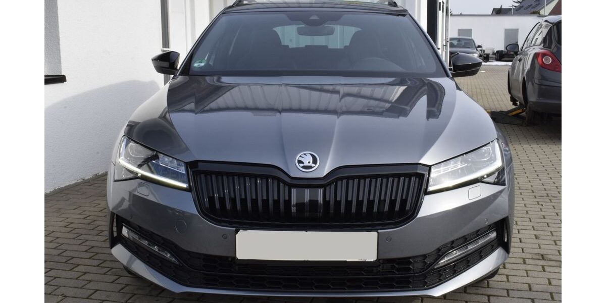 Skoda Superb 22.300 km 32.490 &euro; Radebeul 01445