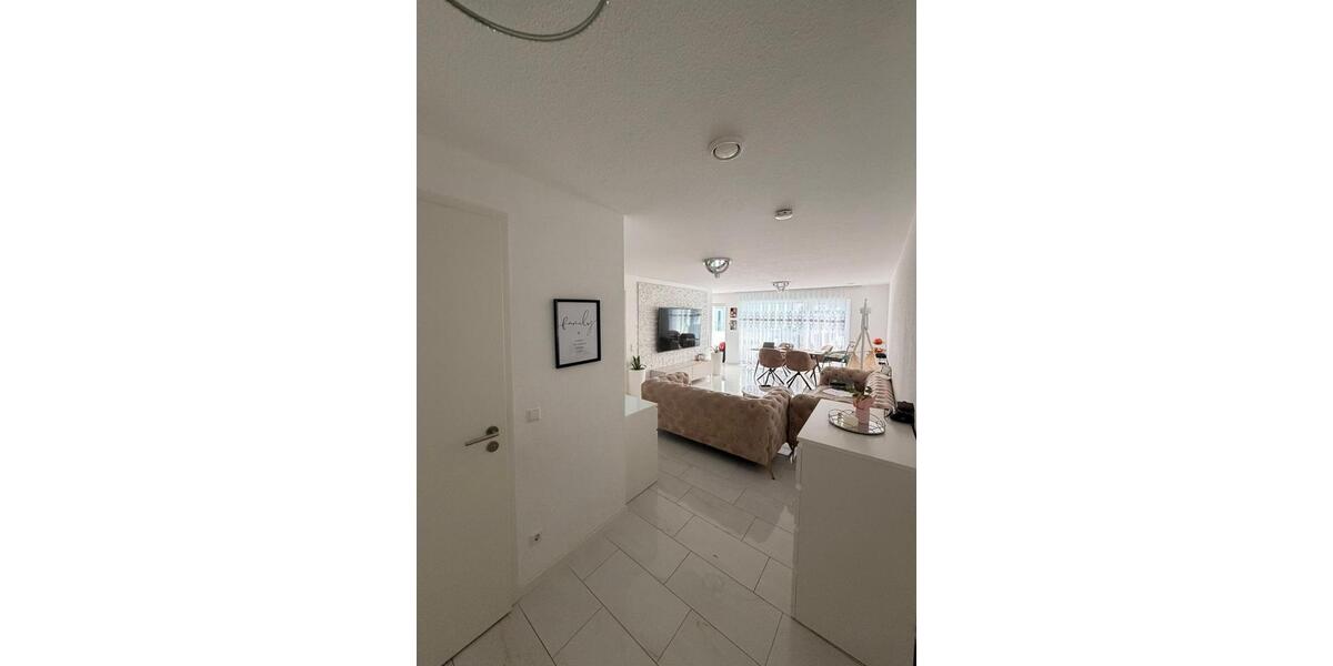 Erdgeschoßwohnung Spaichingen - 3.5 Zimmer, 92 m&sup2;, 365.999&euro; | Angebot:25231963