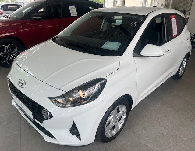 i10