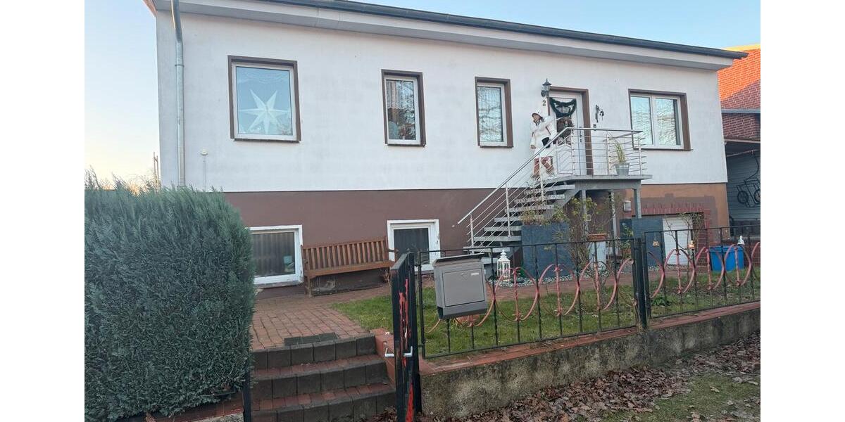 Einfamilienhaus Sellin - 7 Zimmer, 200 m&sup2;, 379.000&euro; | Angebot:25422418