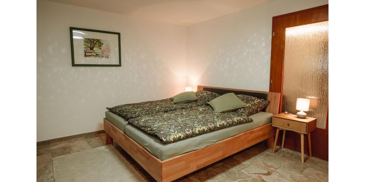 Erdgeschoßwohnung Bretzfeld - 3 Zimmer, 80 m&sup2;, 130&euro; | Angebot:25783423