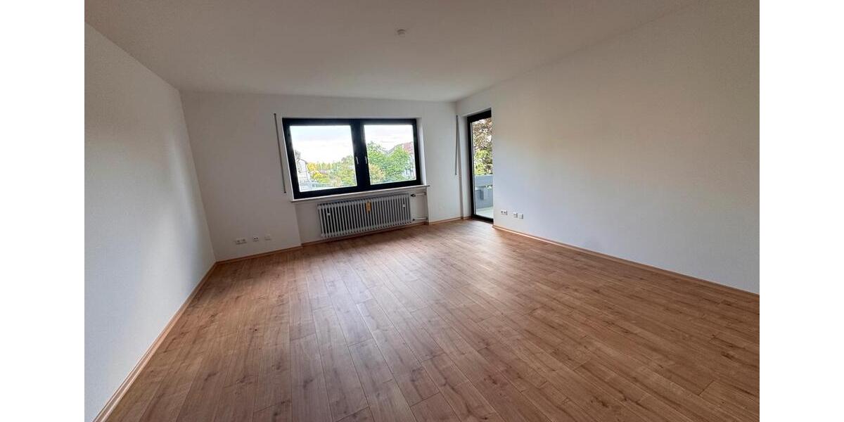 Etagenwohnung Sünching - 3 Zimmer, 80 m&sup2;, 900&euro; | Angebot:26568432