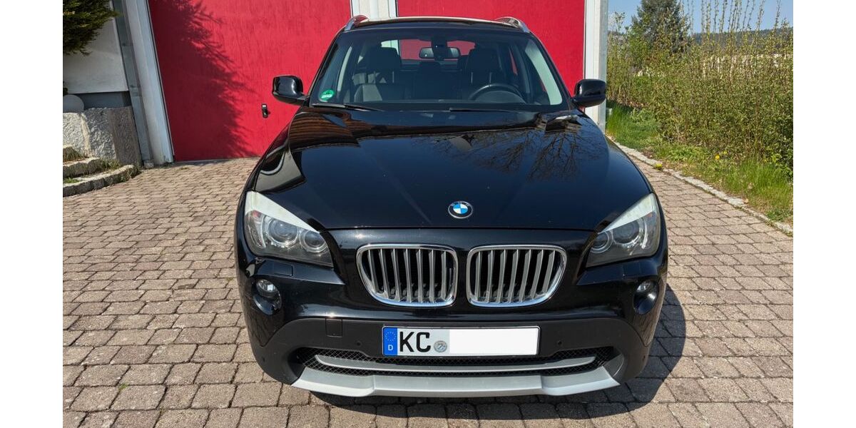 BMW X1 180.000 km 9.900 &euro; Küps 96328