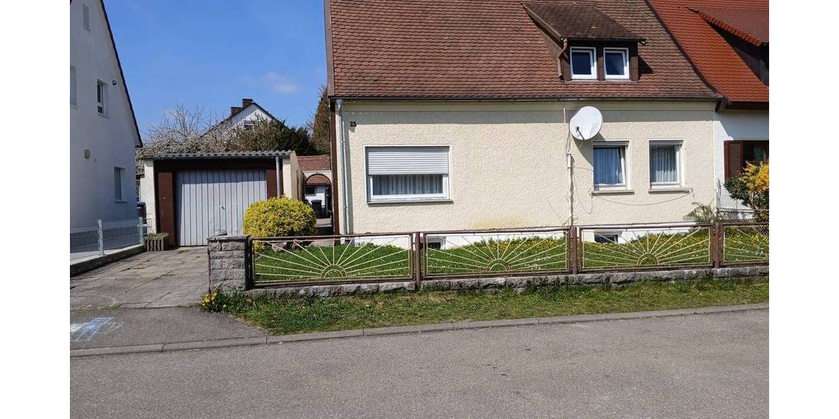 Doppelhaushälfte Crailsheim - 7 Zimmer, 118 m&sup2;, 310.000&euro; | Angebot:25666020