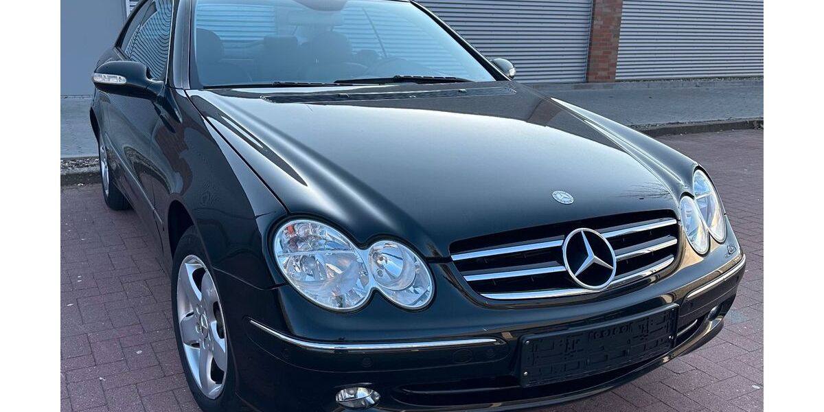 Mercedes-Benz CLK 320 97.162 km 8.450 &euro; Wedel 22880