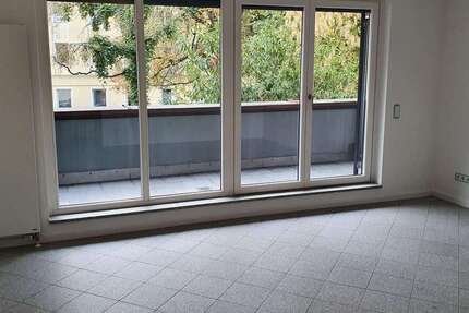 Wohnung Ingolstadt - 2 Zimmer, 65 m&sup2;, 1.100&euro; | Angebot:27116228