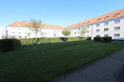 Wohnung Altenburg - 3 Zimmer, 65 m&sup2;, 375&euro; | Angebot:26632741