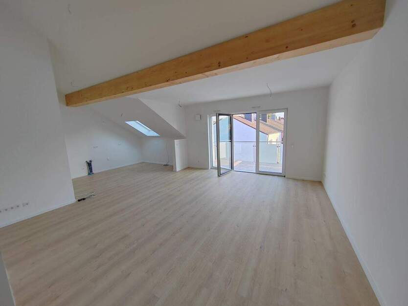 NEUBAU 3 Z. DG Eigentumswohnung mit Tiefgarage und Aufzug ! 3 zimmer