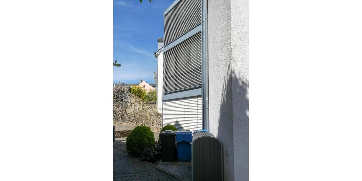 Solide Kapitalanlage - Gepflegtes Mehrfamilienhaus in Top Lage Bitburg Innenstadt - Mehrfamilienhaus, Wohnhaus Bitburg | Angebot:26888036