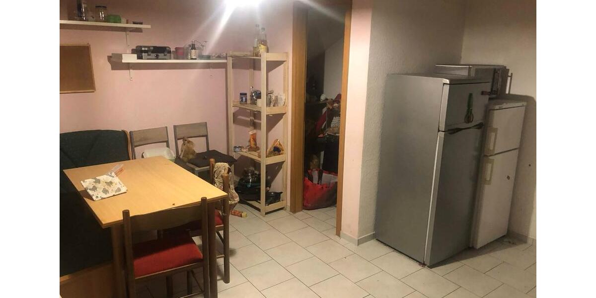Dachgeschoßwohnung Halle (Saale) - 1 Zimmer, 24 m&sup2;, 390&euro; | Angebot:25456964